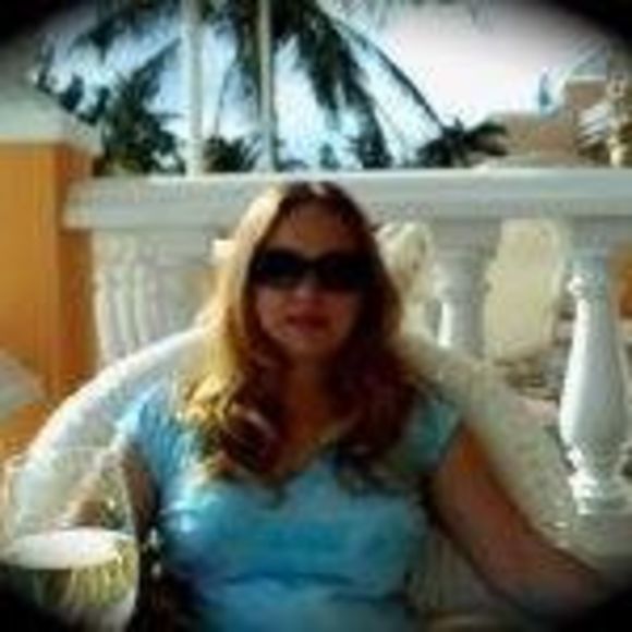 Meet your Posher, Tasha - Picture 1 of 1